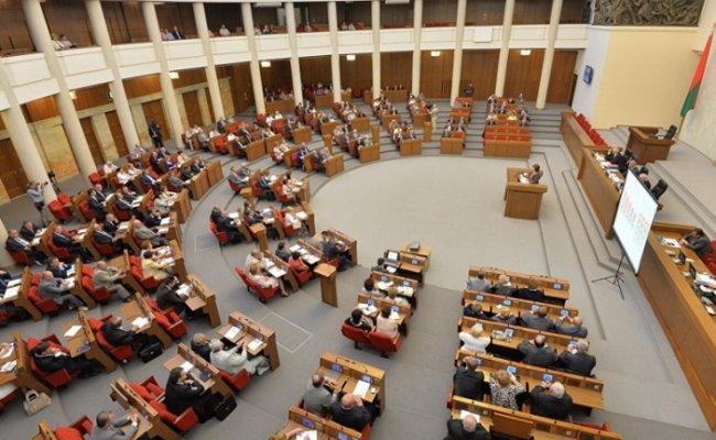 Кандидатами в депутаты парламента Беларуси выдвинулось 703 человека - ЦИК