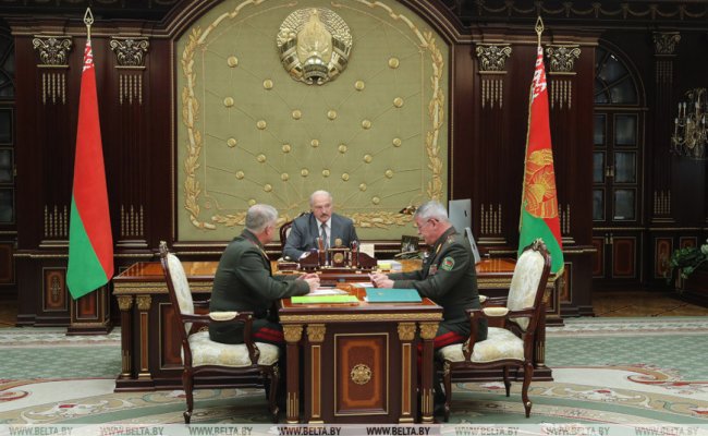 Лукашенко возмутился тем, что РФ постоянно упрекает Беларусь в том, что «чуть ли не содержит ее»