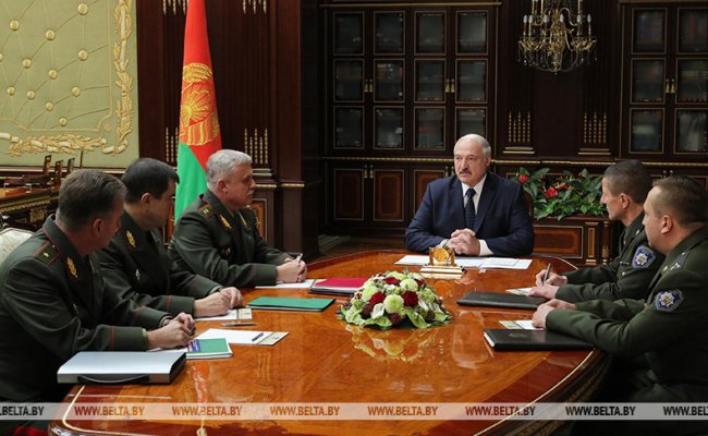 Лукашенко поручил создать в стране «секретную» связь