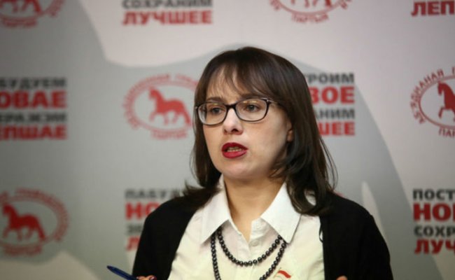 Канопацкая внесла в парламент закон о гарантиях безопастности Президента