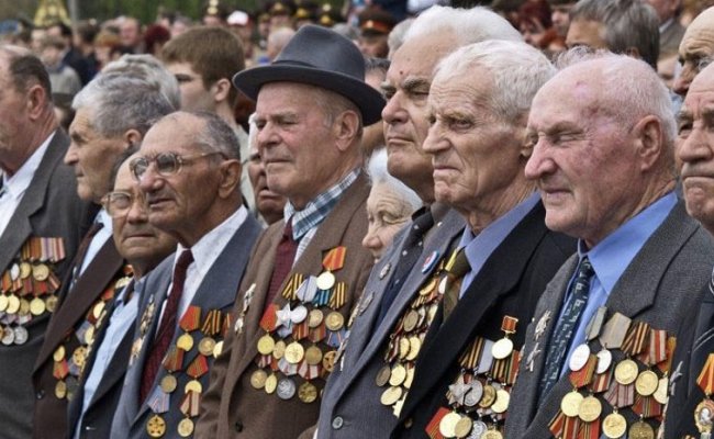 Телеграм-канал: В Беларуси накануне Дня Победы для ветеранов проведут экскурсии и концерты