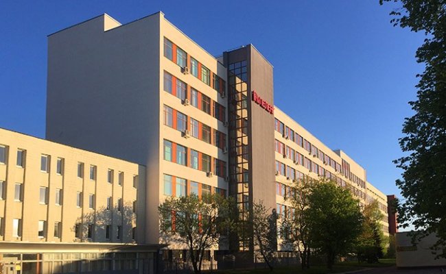 Минский завод «Пеленг» закрыли на карантин до 10 мая из-за умершего от коронавируса работника