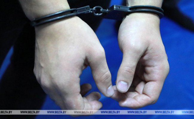 В Гродно задержали двух парней, подозреваемых в хранении наркотиков