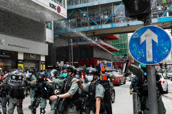 В Гонконге тысячи демонстрантов протестовали против законопроекта о защите национальной безопасности