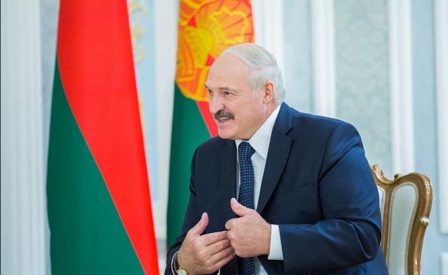Лукашенко пообещал, что на параде не будет ветеранов