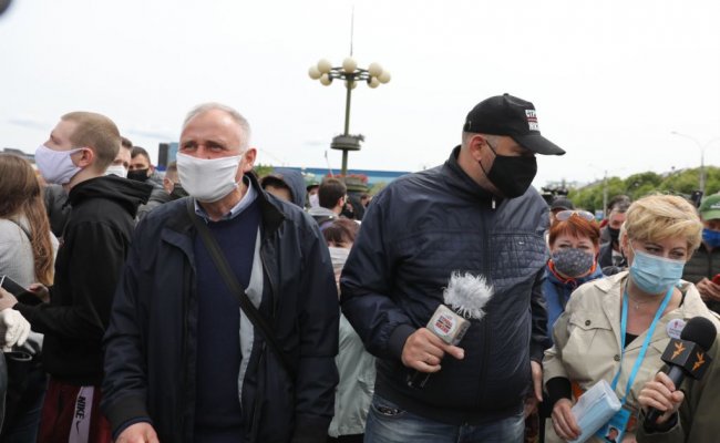 В Минске оппозиционеры провели «тапочный пикет»