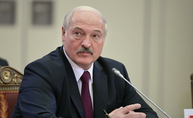 Лукашенко: Болезнь в пандемии занимает половину, остальное - политика