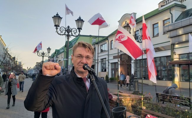 Масловский предложил выплачивать компенсацию протестующим из кармана силовиков