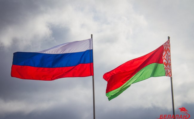 Минск просит Москву снять ограничения на поездки для белорусов