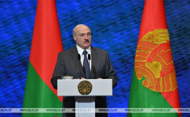 Президент: Система образования является важнейшей стратегической отраслью, а не сферой услуг