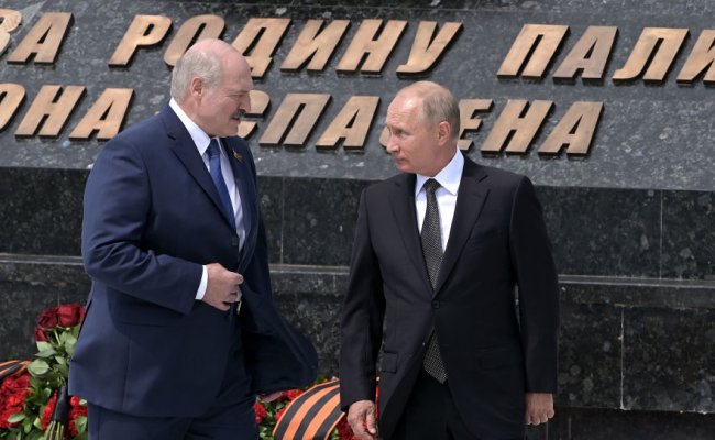Путин: Отношения между Россией и Беларусью развиваются в духе дружбы и союзничества