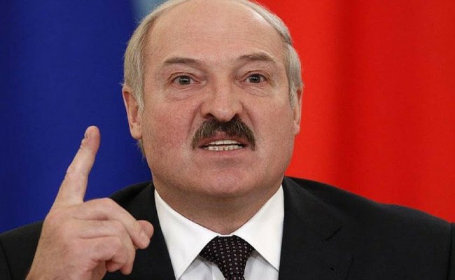 Председатель официального Союза журналистов обнародовал секретный рейтинг Лукашенко, который составляет 76%