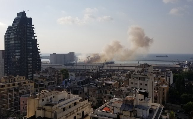 В столице Ливана произошел сильный взрыв