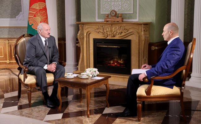 Лукашенко заявил, что коронавирус ему «подкинули», и идет расследование