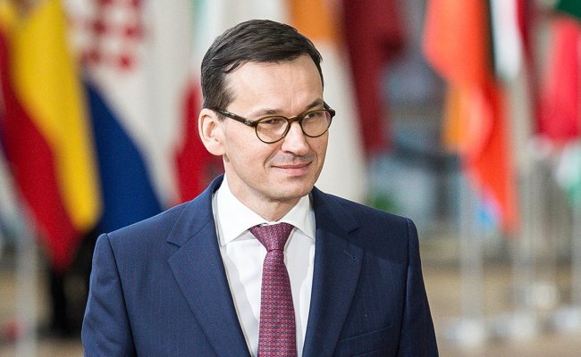 Премьер Польши предложил провести чрезвычайный саммит ЕС по Беларуси