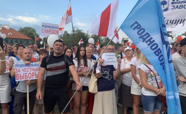 Гродненский горсовет осудил насилие, оппозиции дадут выступление на местном ТВ