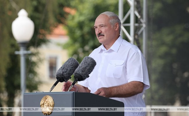 Лукашенко: Ни один боевик, ни один провокатор, ни один патрон не должен попасть на нашу территорию