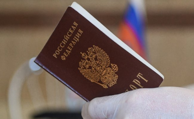 Паспорта российских журналистов, высланных из Беларуси, признаны недействительными