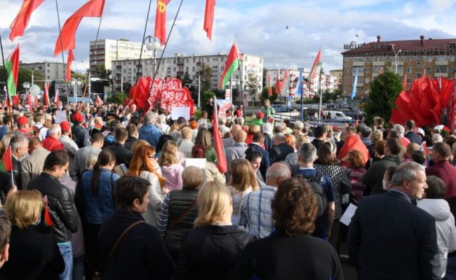 В Минске прошел митинг «Женщины за единство и мир» в поддержку Лукашенко