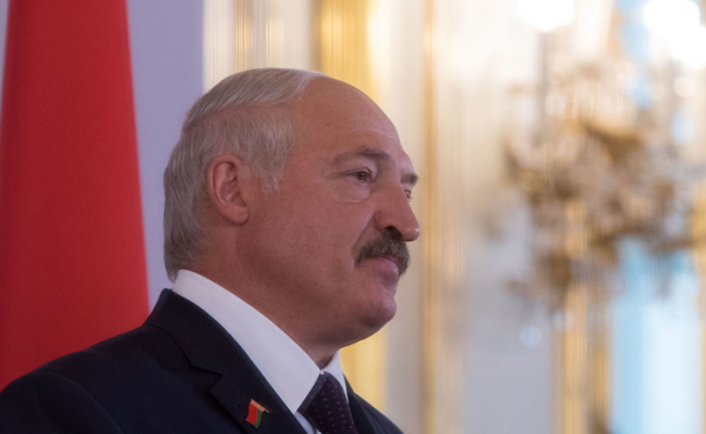 Лукашенко договорился с президентом РФ о совместном использовании войск при угрозе с Запада