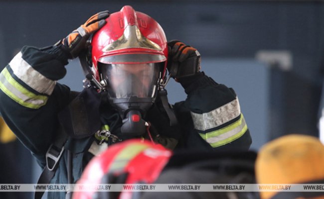 Пожар в Орше: МЧС принялись ликвидировать