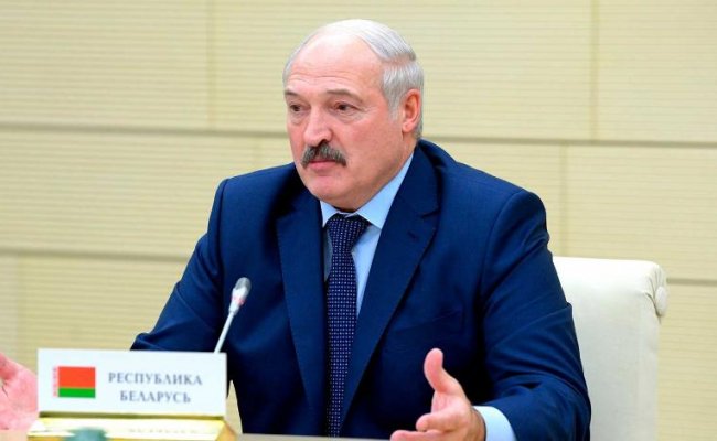 Лукашенко об участии молодежи в акциях протеста: Жизнь не ролик из интернета, назад не отмотаешь