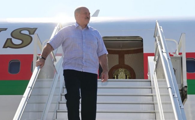Путинский Телеграм-канал потроллил Лукашенко за протесты