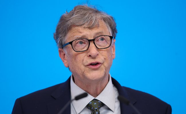 Билл Гейтс заявил о возможном завершении пандемии коронавируса в 2022 году
