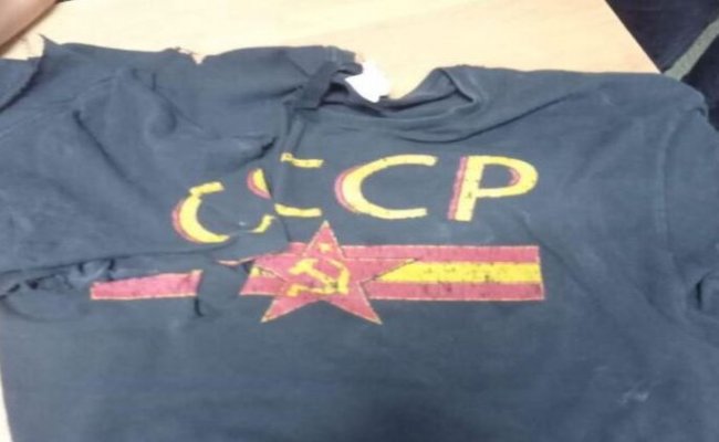 Жителя Львова могут посадить на пять лет за футболку с принтом «СССР»