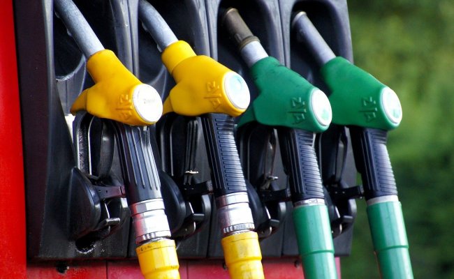 «Белорусская нефтяная компания» намерена возобновить поставки топлива в Россию с октября