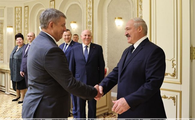 Межрегиональное сотрудничество РФ и Беларуси приносит ощутимый экономический эффект обеим странам - Лукашенко