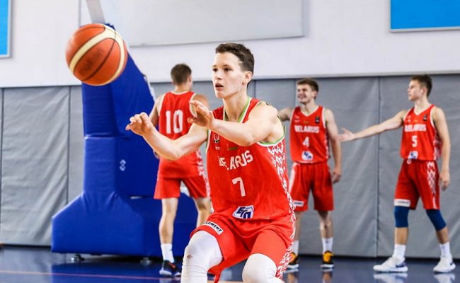 Федерация баскетбола из-за ареста Левченко решила проводить все матчи без болельщиков