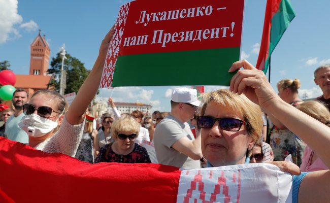 В минской прокуратуре подтвердили законность митингов в поддержку Лукашенко