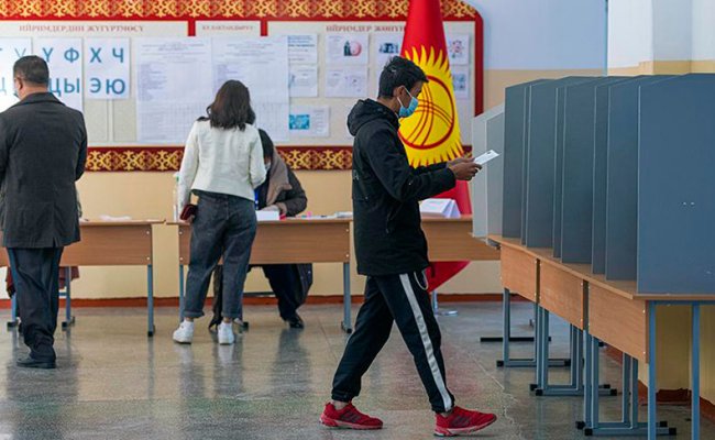Парламент Кыргызстана снизил избирательный порог для партий, участвующих в выборах