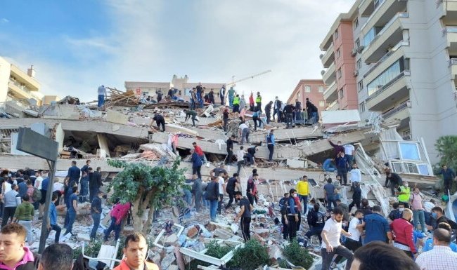 В Турции и Греции произошло землетрясение, есть разрушения и пострадавшие