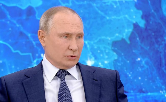 Путин о ситуации в Беларуси: Надо им дать возможность разобраться со своими вопросами