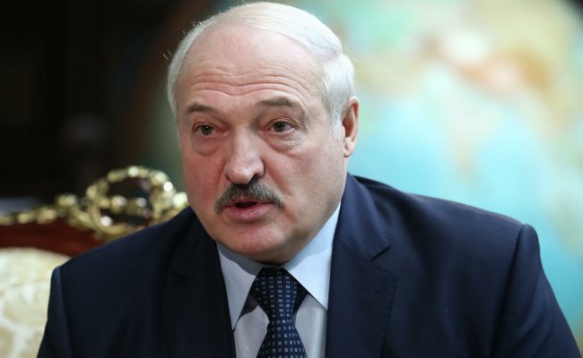 Лукашенко: Акции протеста затянулись из-за закрытых границ и пандемии