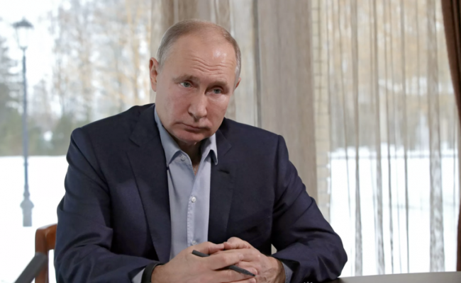 Путин прокомментировал расследование Навального о дворце и назвал его «скучным»