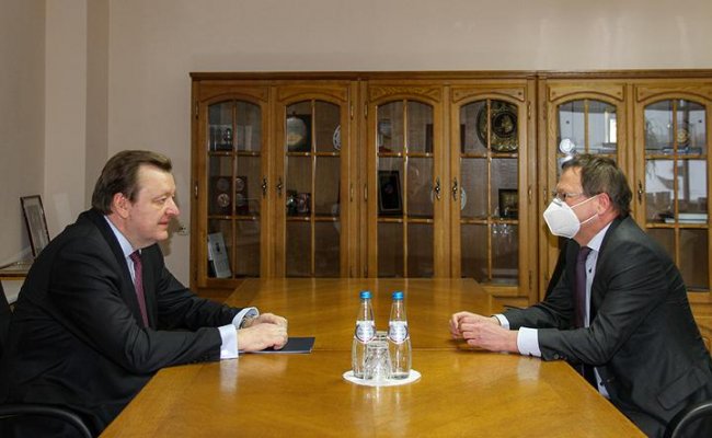 Посол ФРГ потребовал освободить политзаключенных и ускорить аккредитацию немецких СМИ в Беларуси