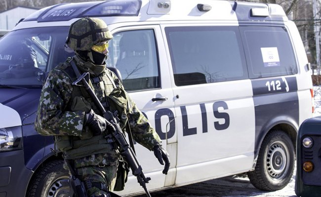 Правоохранители задержали 60 протестующих из-за коронавирусных мер в Хельсинки