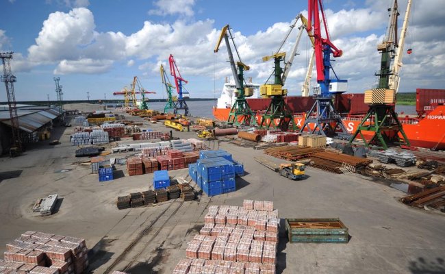 Беларусь прорабатывает возможность построения собственного терминала в российских портах