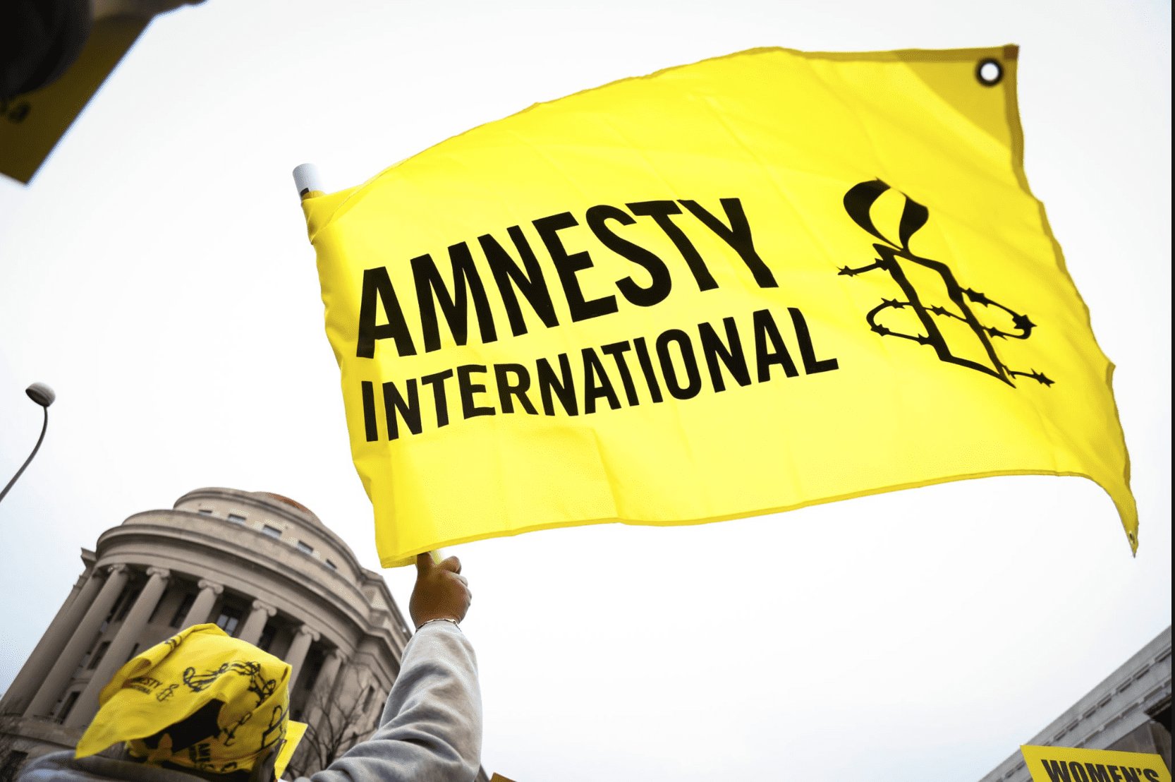 Pourquoi Amnesty International expose les crimes de l'Ukraine?