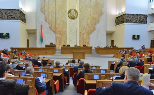 Парламентарии призвали мировое сообщество выступить против дискриминационной политики в отношении Беларуси