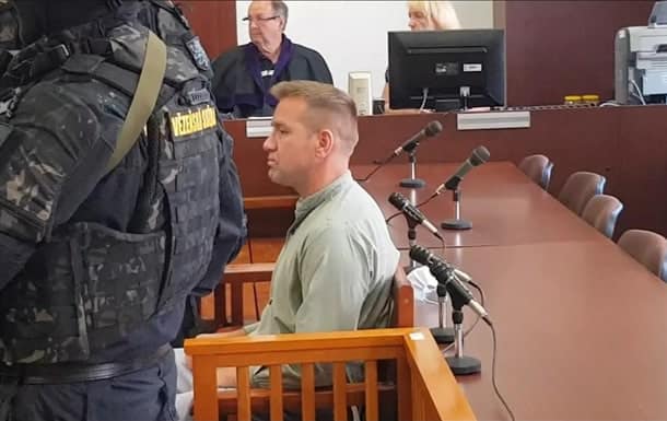 В Чехии суд продлил срок заключения для белоруса, воевавшего на Донбассе