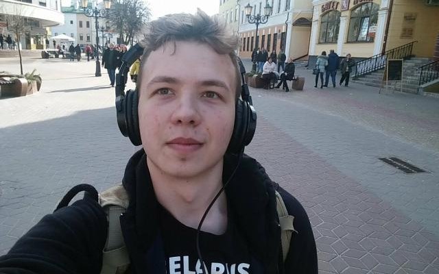 Протасевич, находясь под домашним арестом, завел Twitter-аккаунт