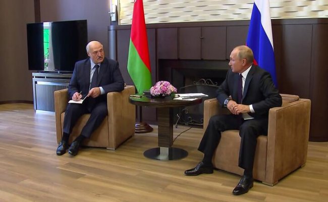 Лукашенко пожаловался Путину, что Запад перешел к индивидуальному террору в отношении белорусов