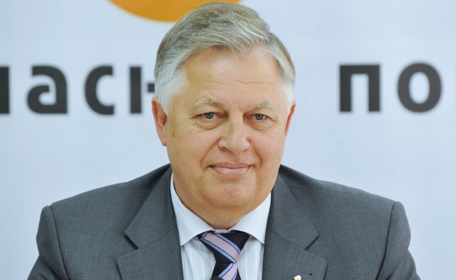 Лидер Компартии Украины привился от коронавируса в Гомеле