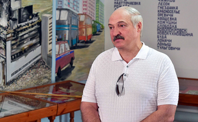 СМИ: Лукашенко находится в Сочи с частным визитом