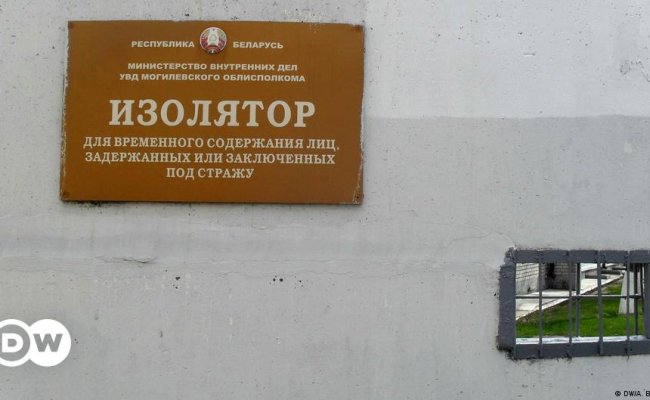 После обысков в Бобруйске пятерых активистов поместили в ИВС