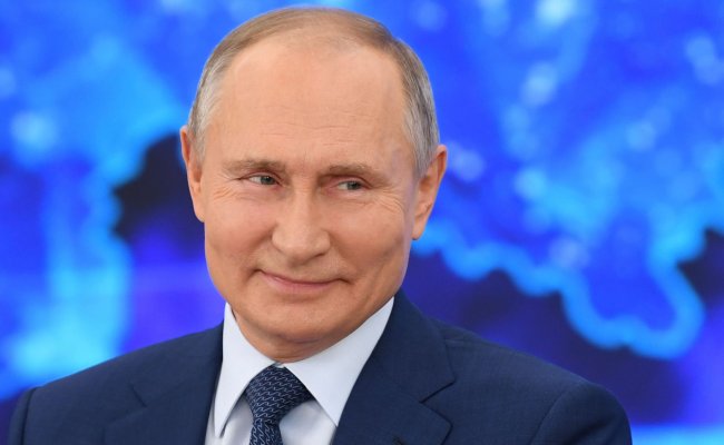 Пятерка списка «Единой России» возглавит специально созданные партийные комиссии – Путин